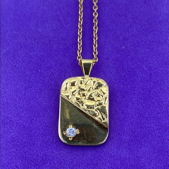 💛 Elegant Gold Plated Nugget CZ Pendant Necklace - Picture 2 of 5